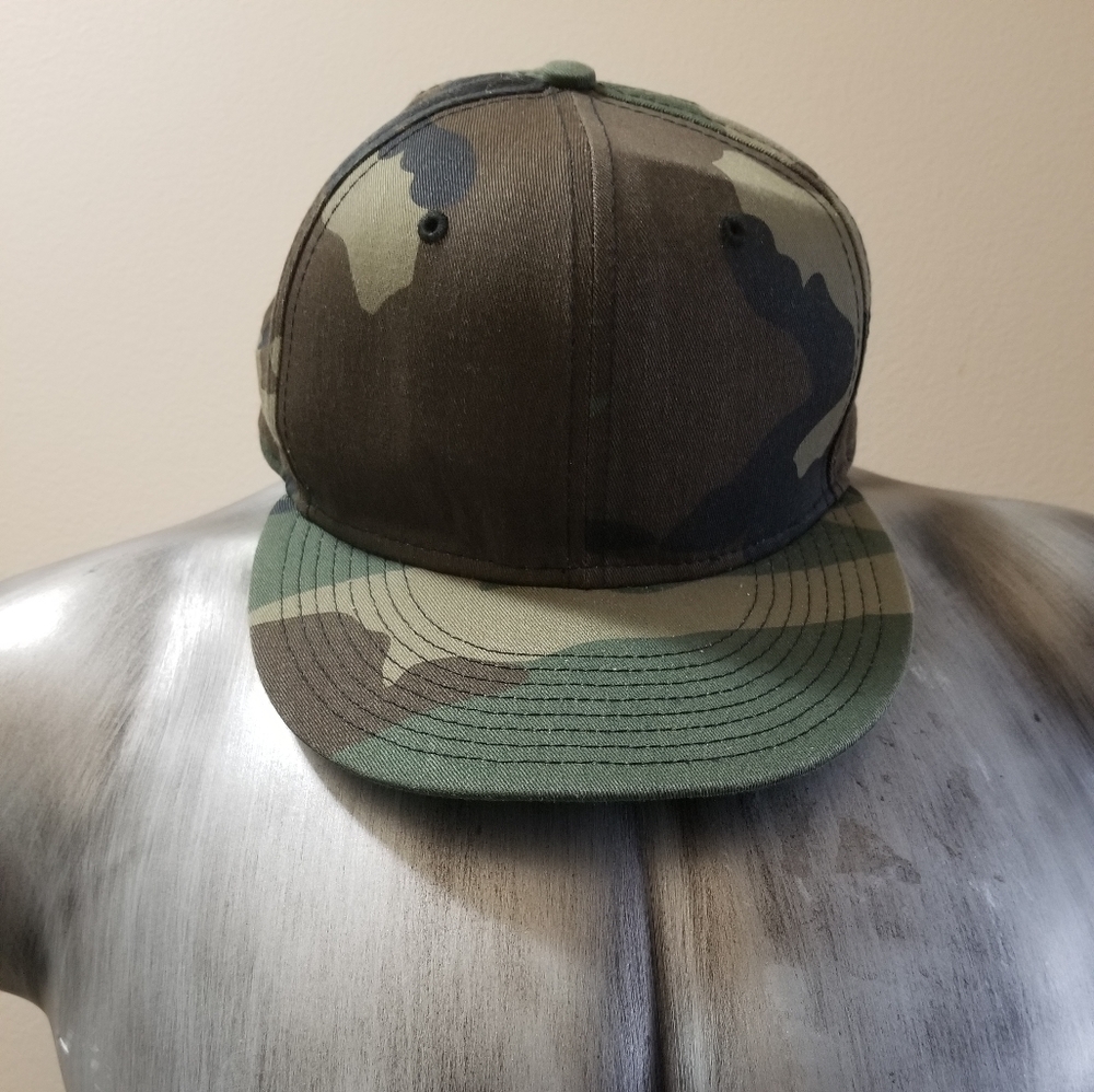 Camo snapback hat
